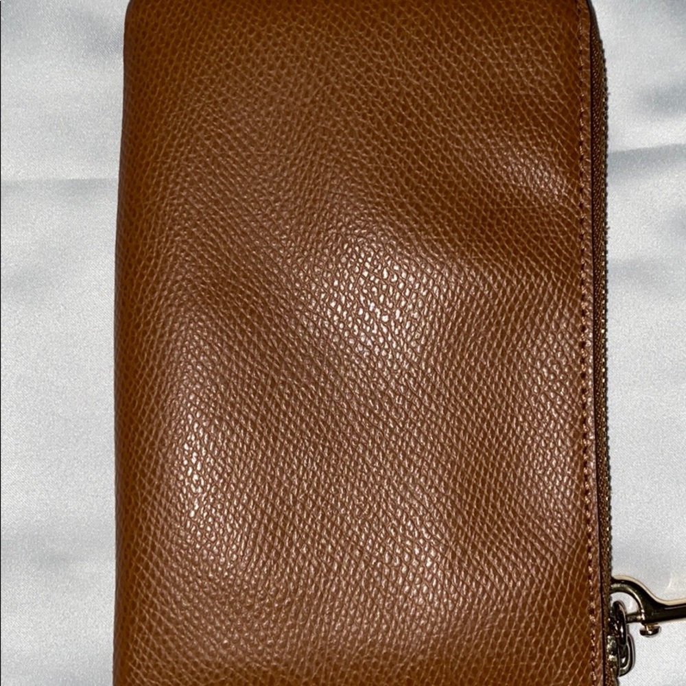 Coach New York Brown Leather Wristlet - Picture 7 of 7